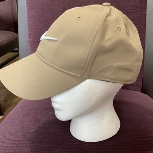 Nike mens hat